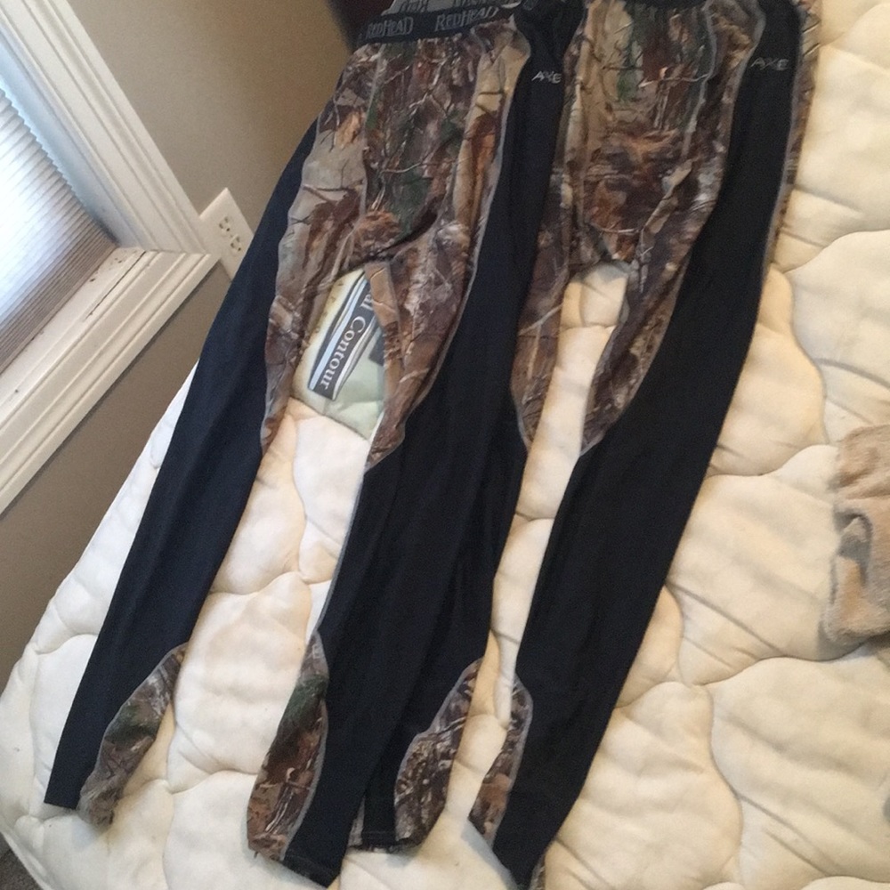 Pair of Red Head Enduraskin camouflage base layer